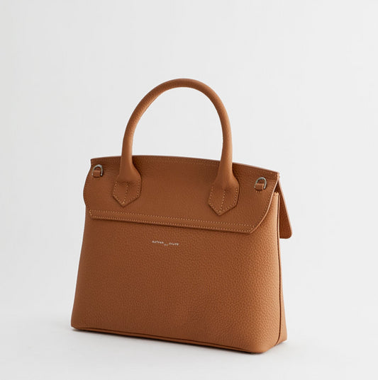 NATHAN BAUME - N251-00-18 CLARITA