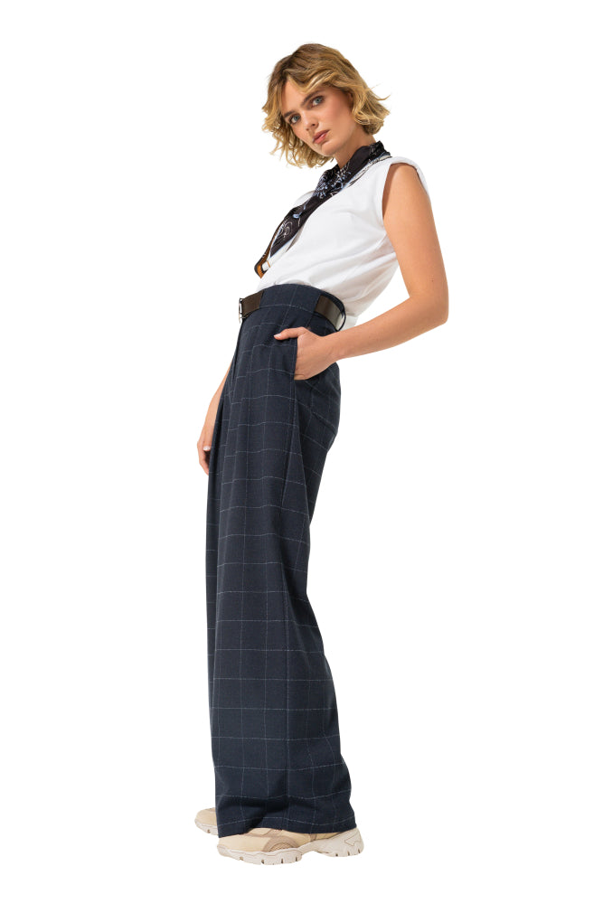 CAROLINE BISS - 4995/29