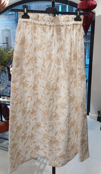 SCAPA - 26S LKCHEYENNE CPROF 034 SKIRT LT BEIGE