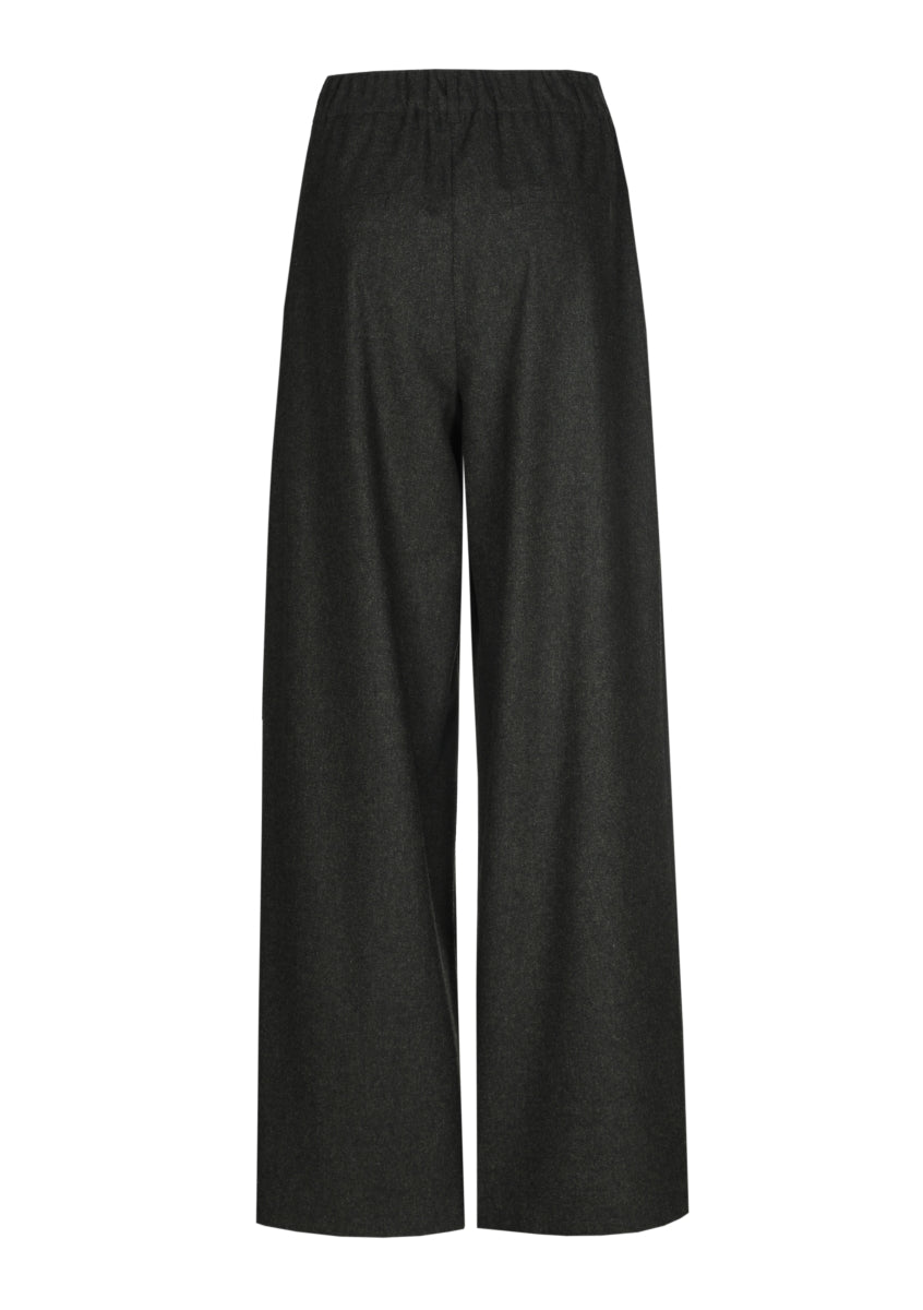 CAROLINE BISS - 4588/61