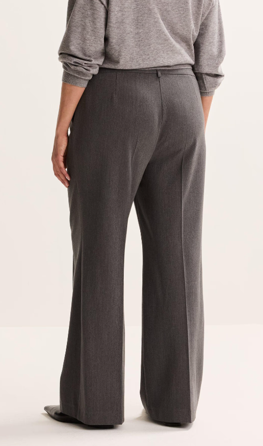 MAYERLINE - CEZANNE DARK GREY