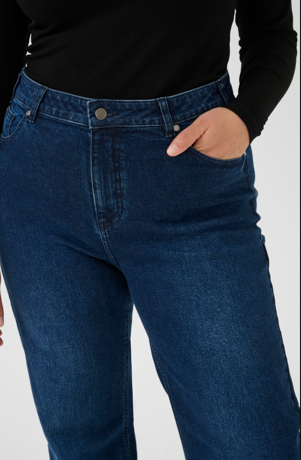 KAFFE CURVE - KCFLORA FLARED FULL LENGHT JEANS