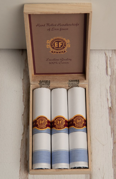 ETEX - HERENZAKDOEKEN IN HOUTEN DOOS M58 G2