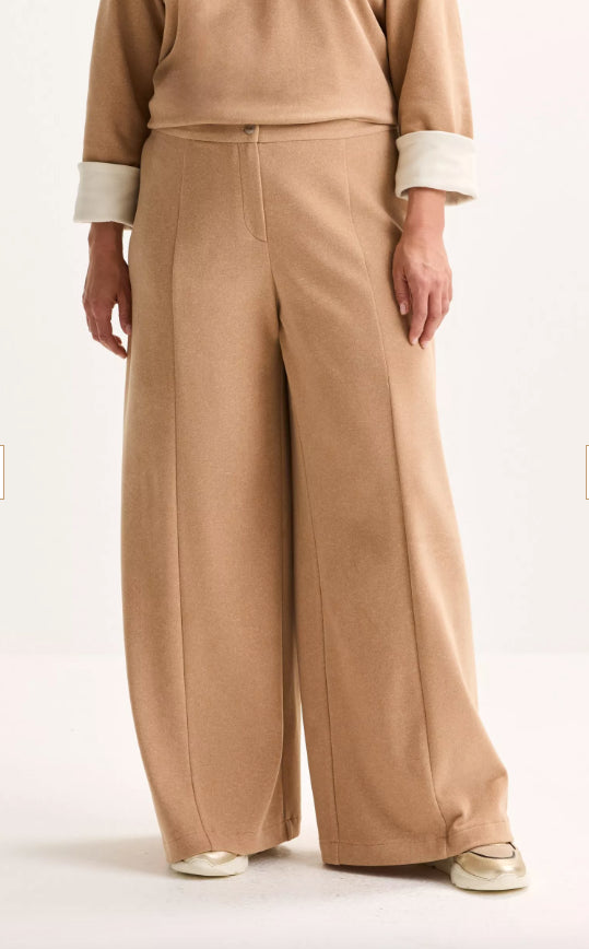 MAYERLINE - CALORA NOMAD