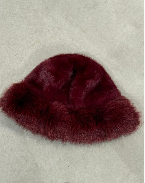 SOPHIE- Bordeaux Hat Faux fur