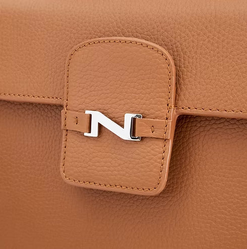 Nathan Baume - Duras ines linen