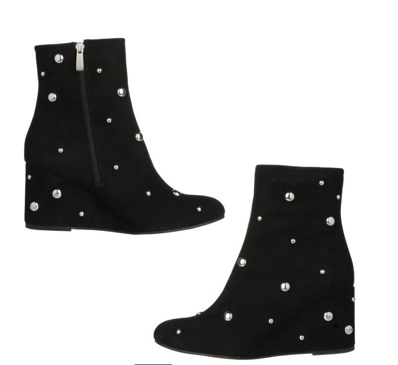 CAROLINE BISS -4379/10