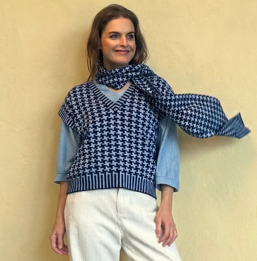 HAMPTON BAYS - WOLFSBES 98240 LUX YARN DRESS BLUES